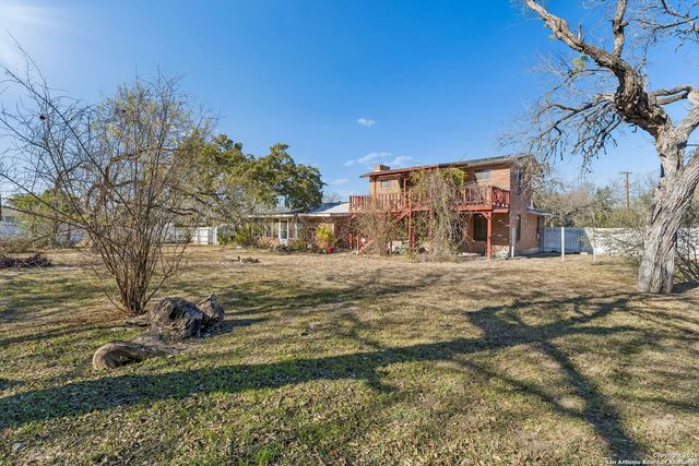 4035 Parkway, San Antonio, TX 78228