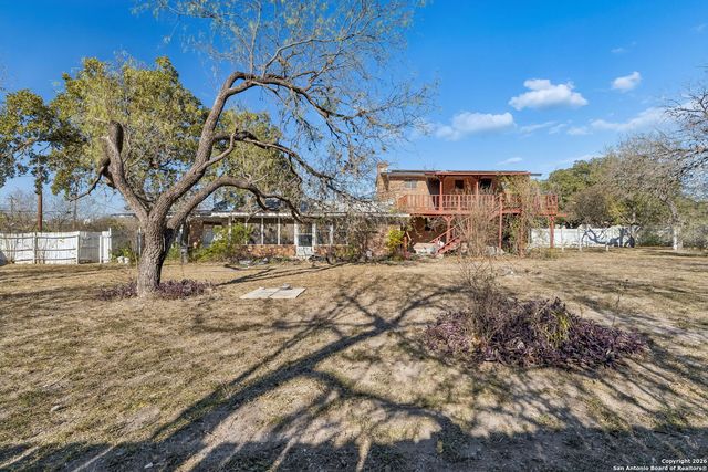 4035 Parkway, San Antonio, TX 78228