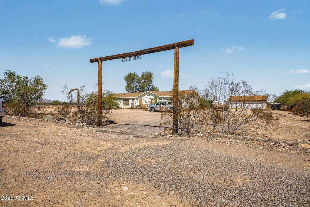 48400 W WILDWOOD Road, Maricopa, AZ 85139 — exterior