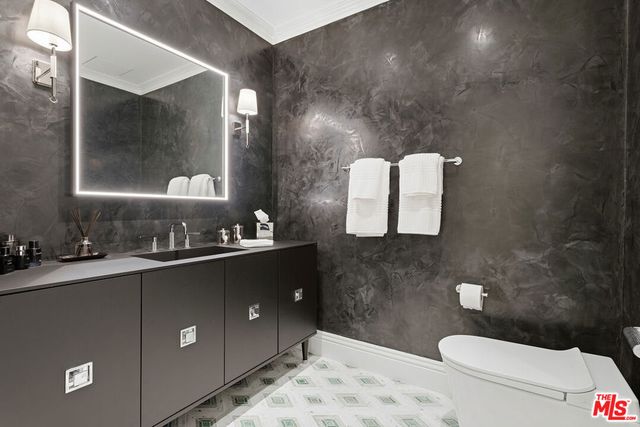 10124 Empyrean Way 203, Los Angeles, CA 90067