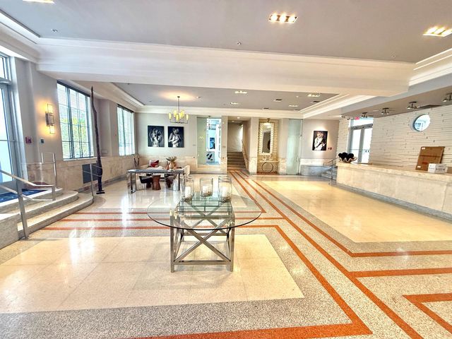 435 21st Street 308, Miami Beach, FL 33139