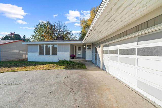 12008 E 26th Ave, Spokane Valley, WA 99206