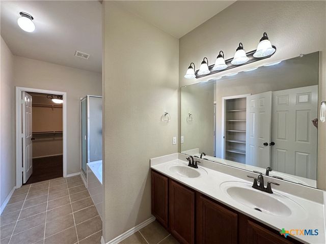 6802 Indian Hawthorne Drive, Killeen, TX 76542