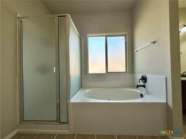 6802 Indian Hawthorne Drive, Killeen, TX 76542