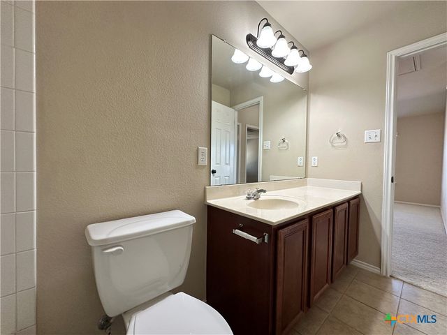 6802 Indian Hawthorne Drive, Killeen, TX 76542