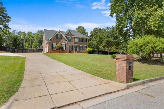 207 Arthur Drive, Mcdonough, GA 30252