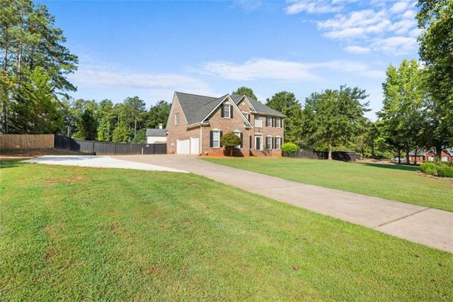 207 Arthur Drive, Mcdonough, GA 30252
