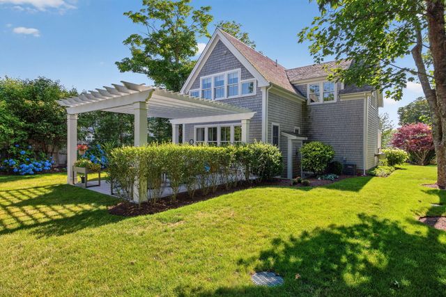 15 Shattuck Place UNIT 15, Chatham, MA 02633