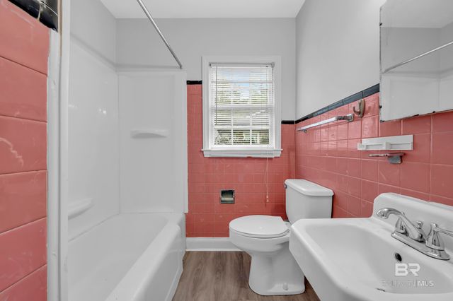 32 Sherwood Drive, Mobile, AL 36606