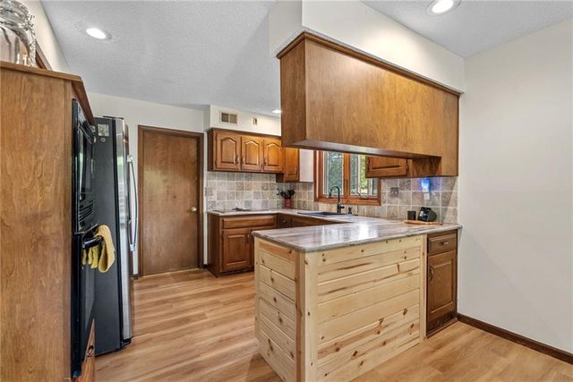 8921 Boten Road, Lee's Summit, MO 64064
