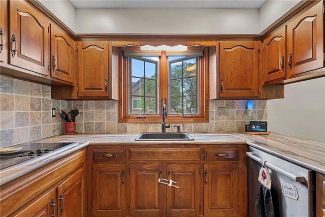 8921 Boten Road, Lee's Summit, MO 64064