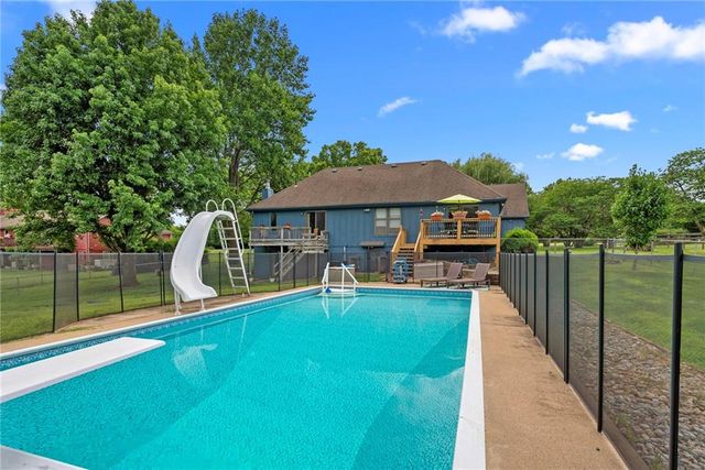 8921 Boten Road, Lee's Summit, MO 64064