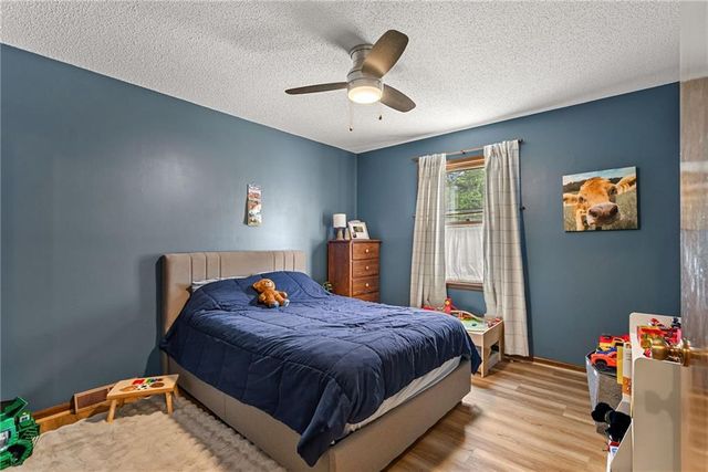8921 Boten Road, Lee's Summit, MO 64064