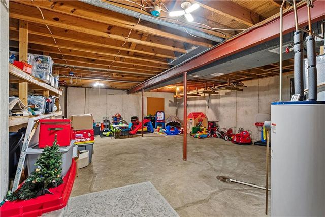 8921 Boten Road, Lee's Summit, MO 64064