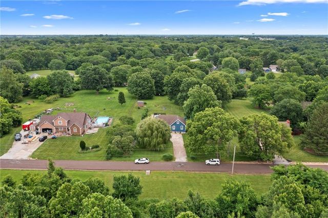 8921 Boten Road, Lee's Summit, MO 64064