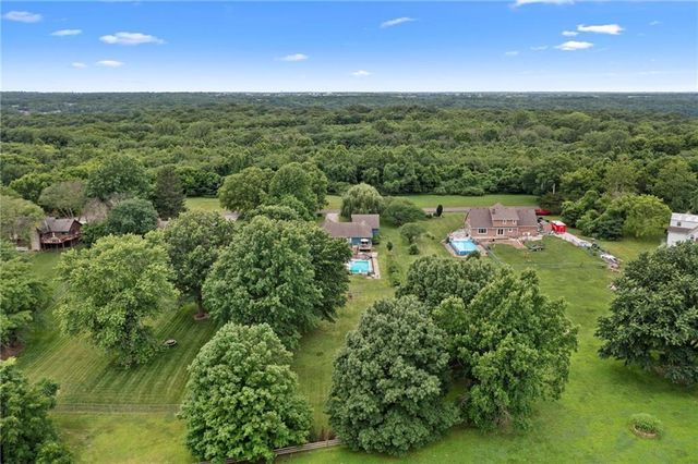 8921 Boten Road, Lee's Summit, MO 64064