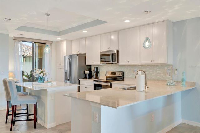 5664 PALMER CIRCLE 105, Bradenton, FL 34211