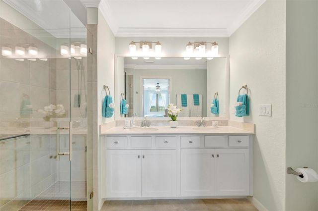 5664 PALMER CIRCLE 105, Bradenton, FL 34211