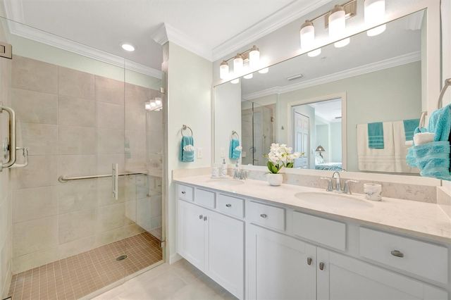 5664 PALMER CIRCLE 105, Bradenton, FL 34211