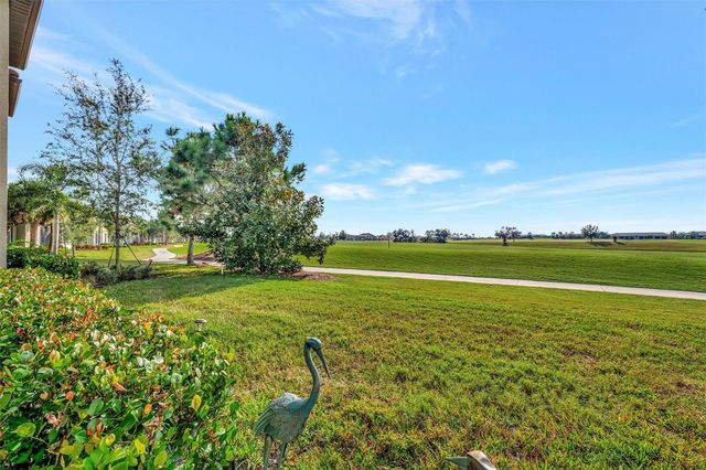5664 PALMER CIRCLE 105, Bradenton, FL 34211