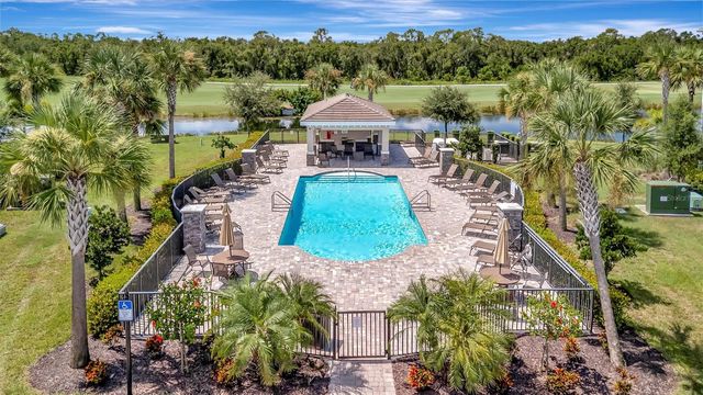 5664 PALMER CIRCLE 105, Bradenton, FL 34211