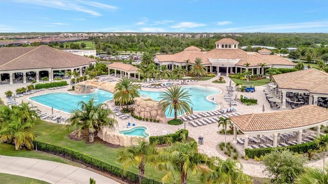 5664 PALMER CIRCLE 105, Bradenton, FL 34211