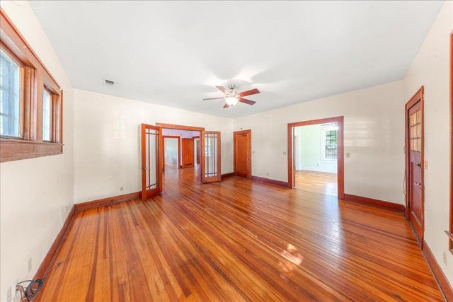 610 N FM-1660, Hutto, TX 78634