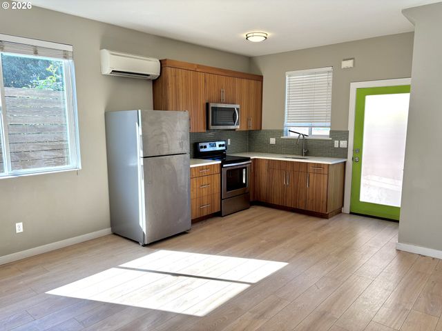 416 N ALBERTA St, Portland, OR 97217