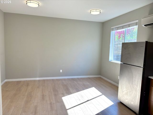 416 N ALBERTA St, Portland, OR 97217