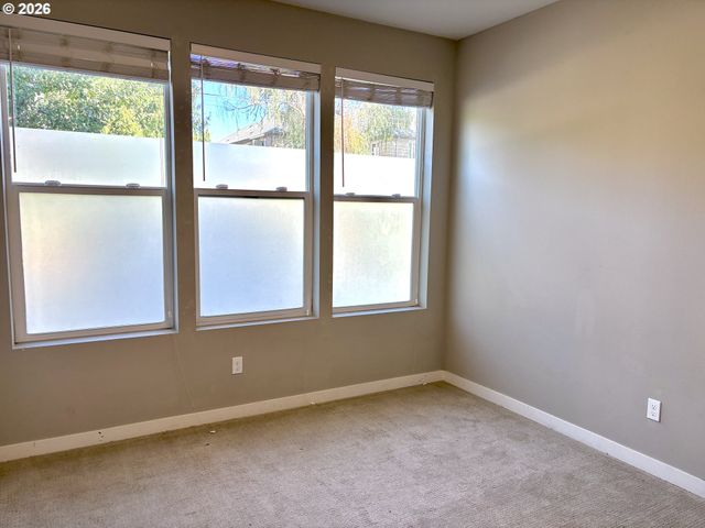 416 N ALBERTA St, Portland, OR 97217