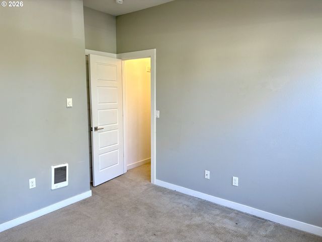 416 N ALBERTA St, Portland, OR 97217