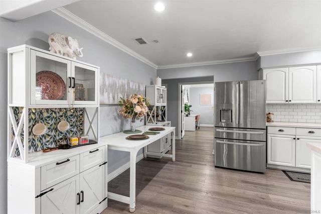 3037 Camarillo Ave., Oceanside, CA 92056