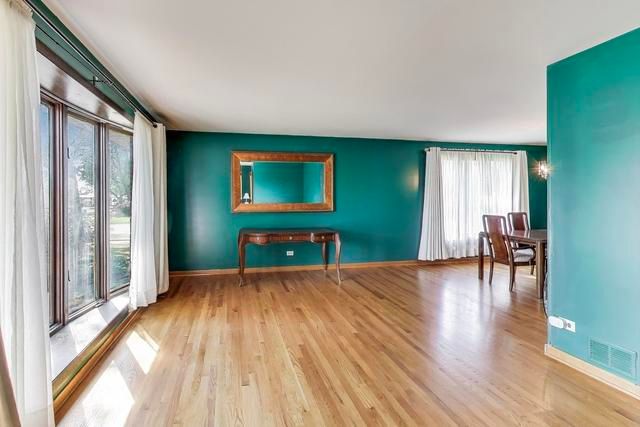 858 Academy Avenue, Matteson, IL 60443