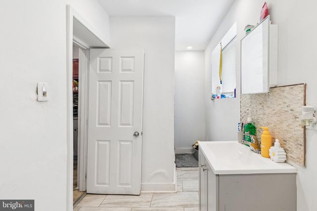 854 HADDON AVE, Camden, NJ 08103