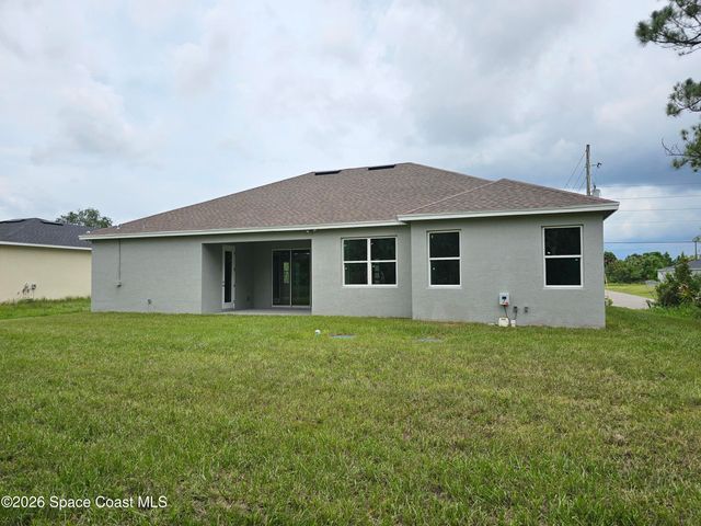 134 Ferguson Street SW, Palm Bay, FL 32908