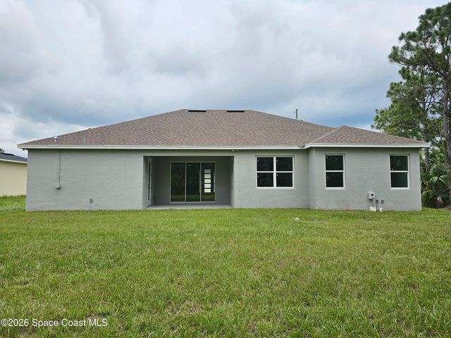 134 Ferguson Street SW, Palm Bay, FL 32908