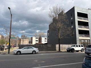 855 N California Avenue, Chicago, IL 60622