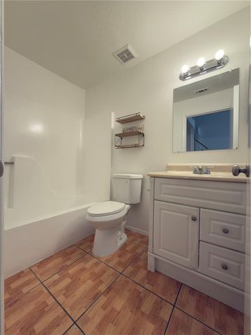 3136 ENCLAVE CT, Kissimmee, FL 34746