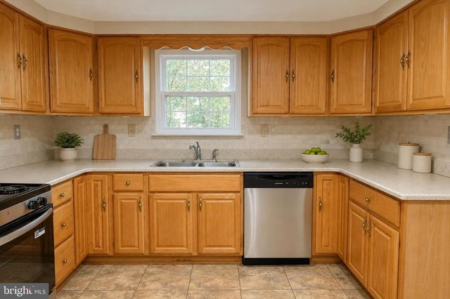 5144 AMBER JACK CT, Waldorf, MD 20603