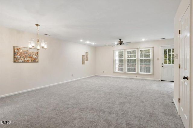 28 Prestwick Place, Durham, NC 27705