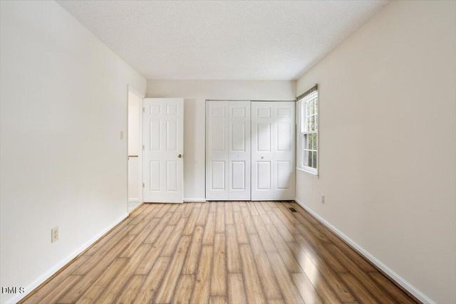 28 Prestwick Place, Durham, NC 27705