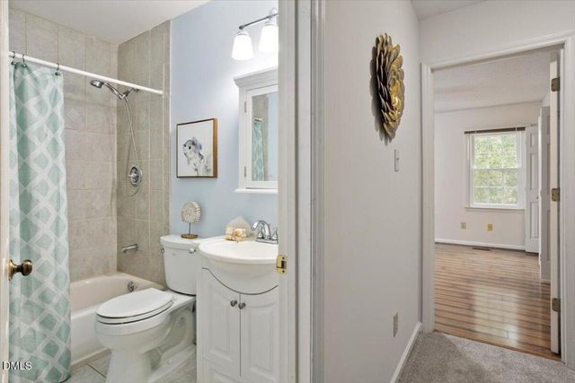 28 Prestwick Place, Durham, NC 27705