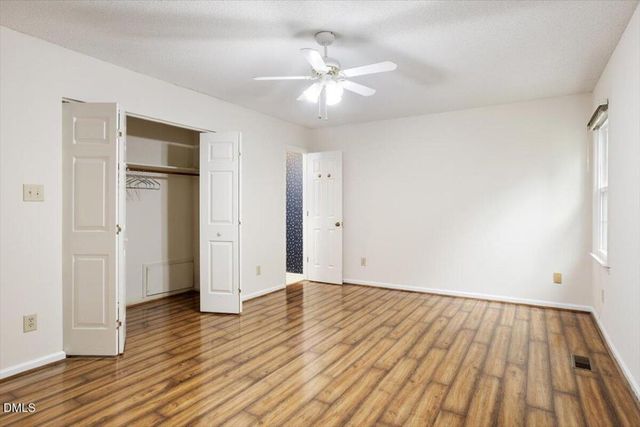 28 Prestwick Place, Durham, NC 27705