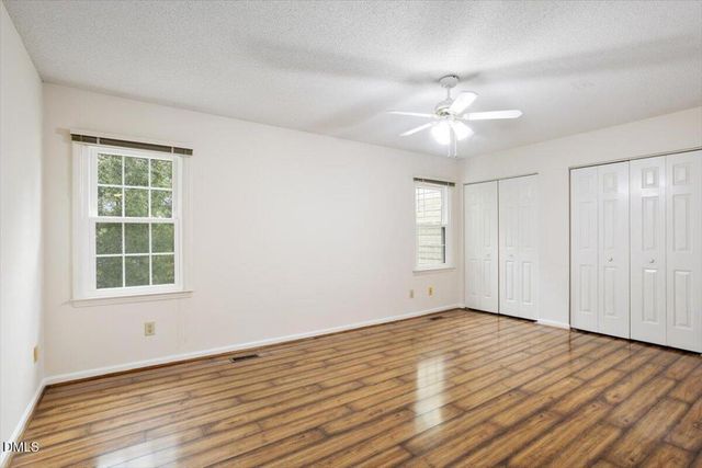 28 Prestwick Place, Durham, NC 27705