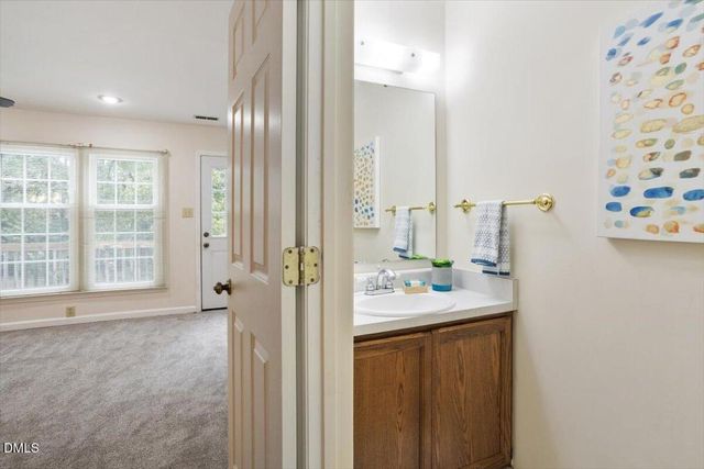 28 Prestwick Place, Durham, NC 27705