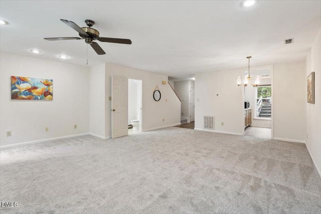 28 Prestwick Place, Durham, NC 27705