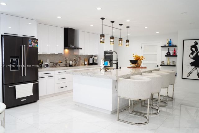 9351 SW 88th Ter, Miami, FL 33176