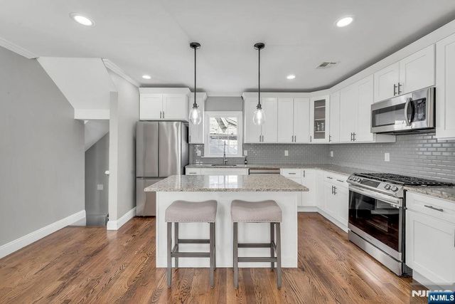 72 Valley Way, West Orange, NJ 07052