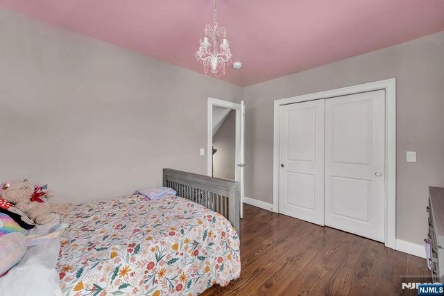 72 Valley Way, West Orange, NJ 07052