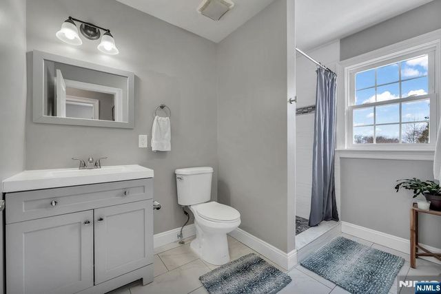 72 Valley Way, West Orange, NJ 07052